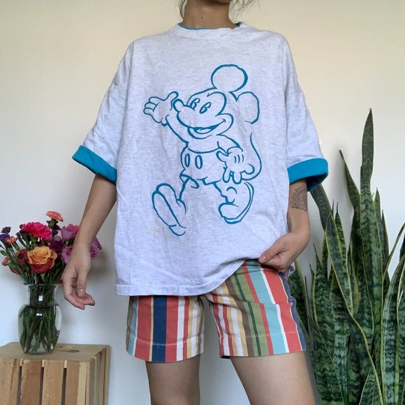 Vintage Mickey Mouse Double Layered T-shirt - Picture 2 of 5
